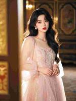 开局24小时用品店，女神都来了