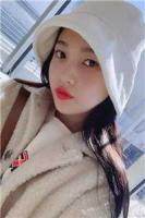 细雪兰庭孤灯摇曳